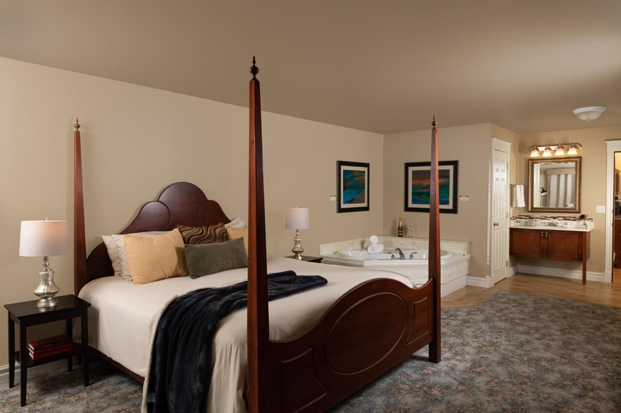 The Oakwood Inn 오코보지 외부 사진